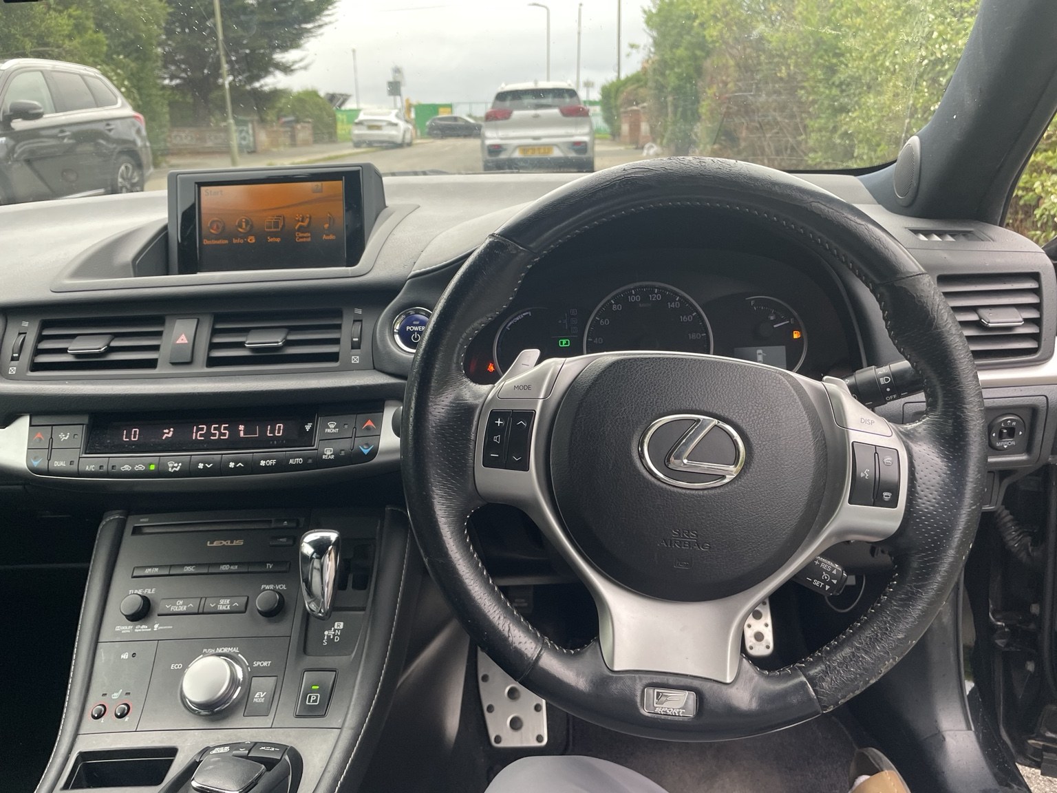 2012 Lexus CT200h F Sport — photo 8