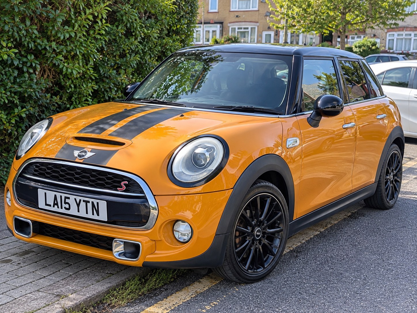2015 MINI Hatch Cooper S in orange