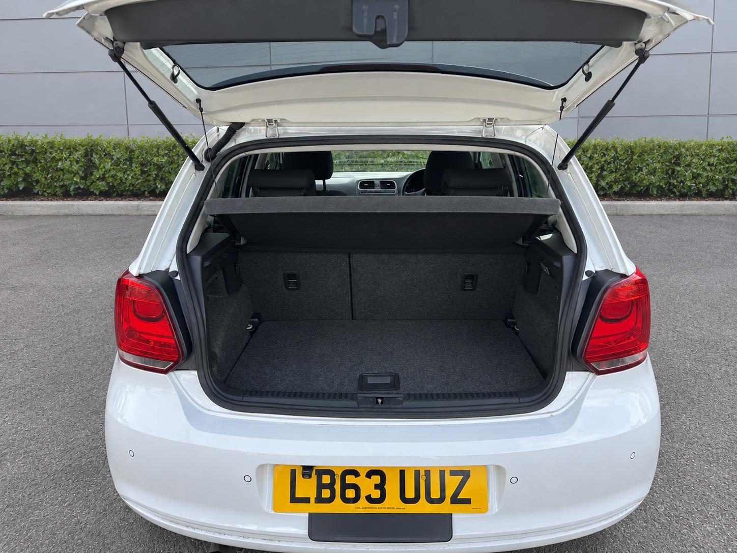 2013 Volkswagen Polo — photo 9