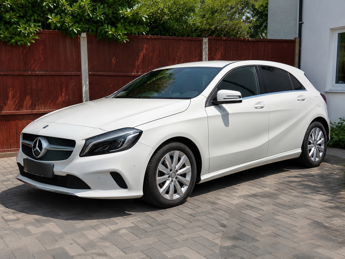 2016 Mercedes-Benz A180 in white
