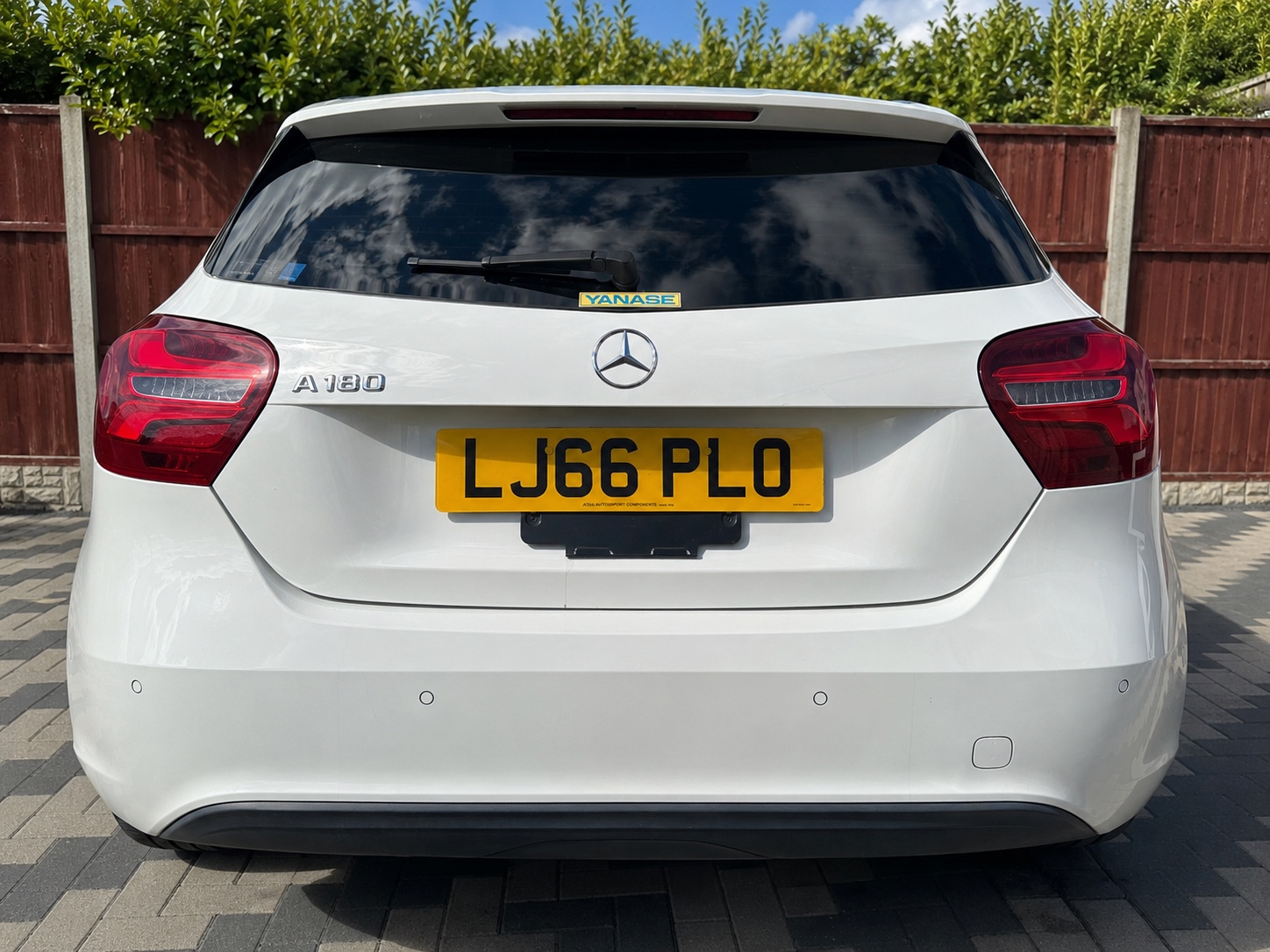 2016 Mercedes-Benz A180 — photo 3