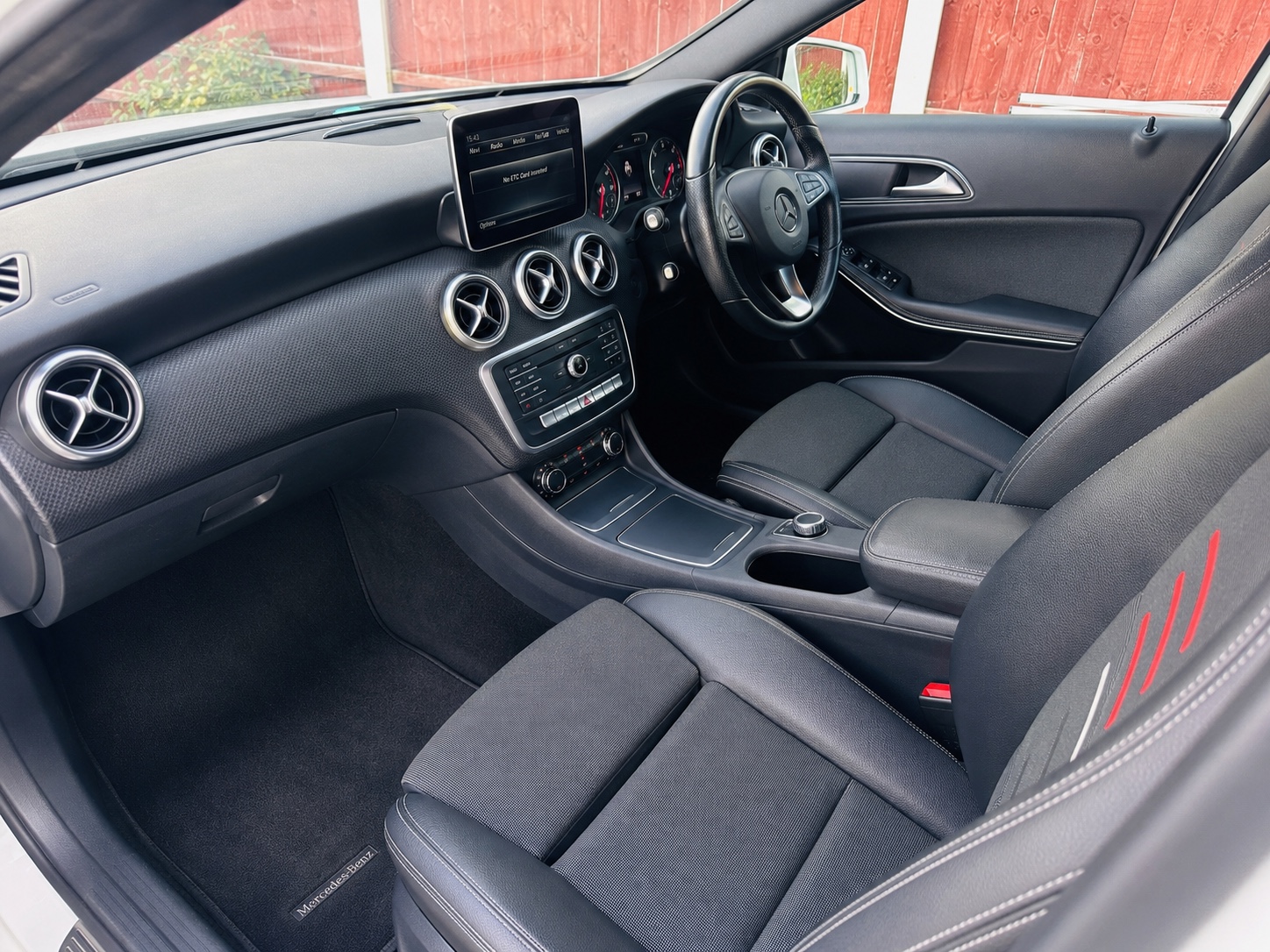 2016 Mercedes-Benz A180 — photo 10